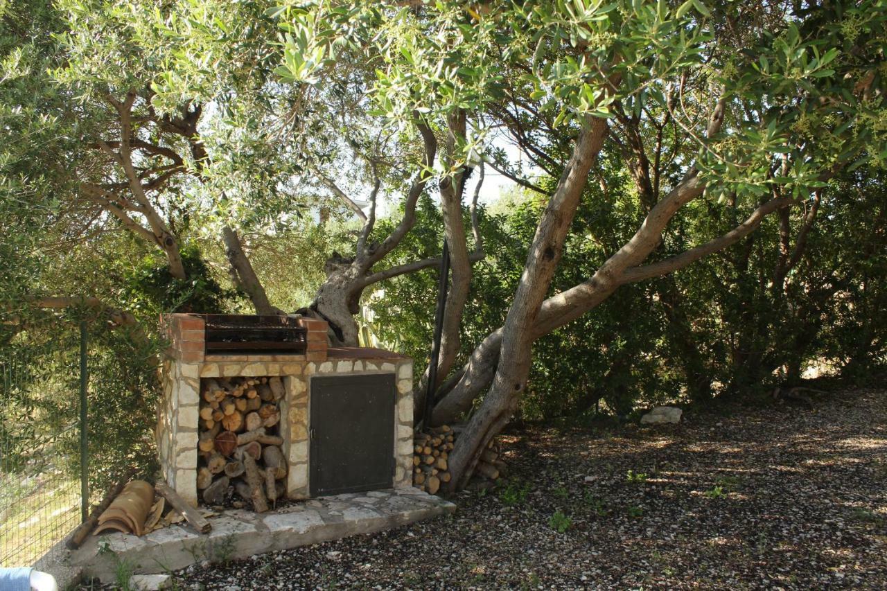 Вилла Rustici L'Antico Torchio Кастелламмаре-дель-Голфо Экстерьер фото